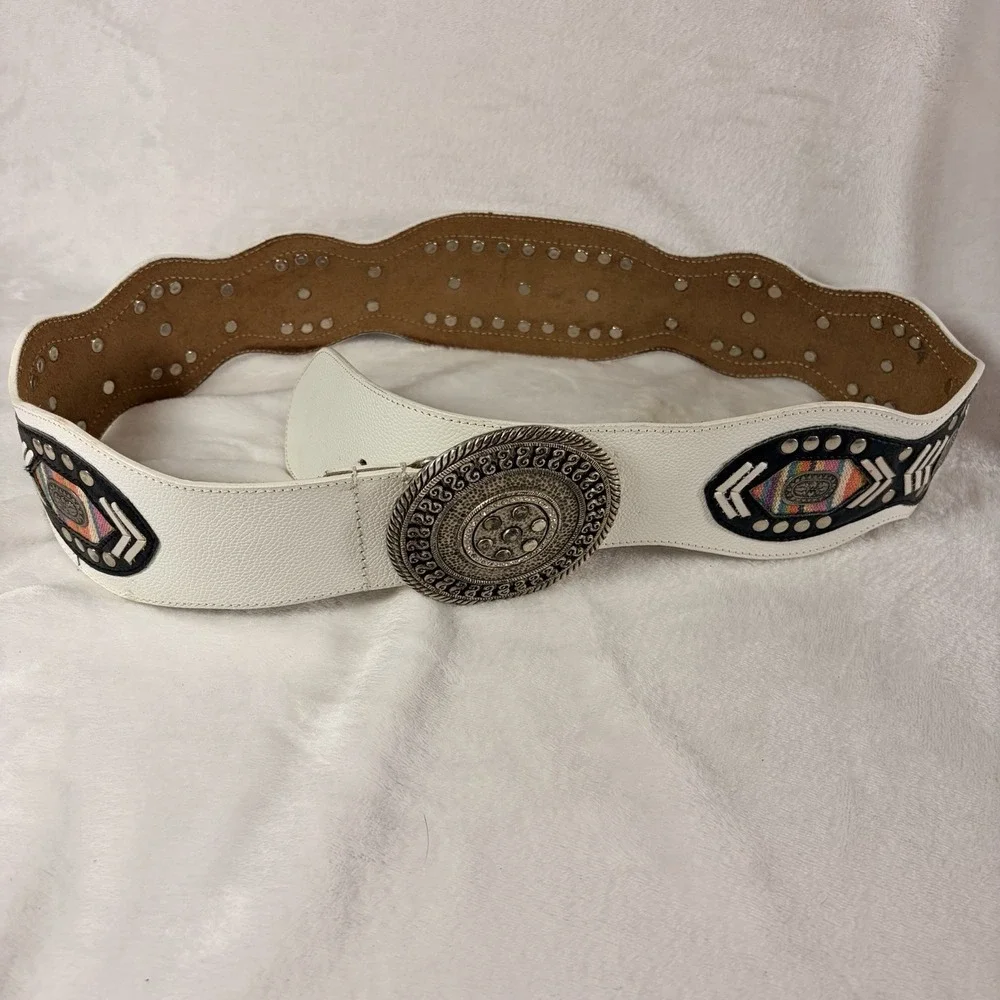 Vintage 90s Western Boho White Leather Statement Belt Westerncore Rodeo Cowgirl